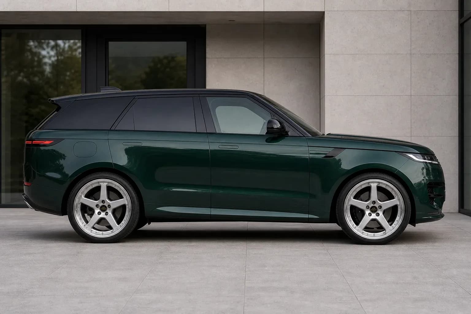 2025 Land Rover Range Rover Sport with EW-O-BL-001 wheel, side profile view