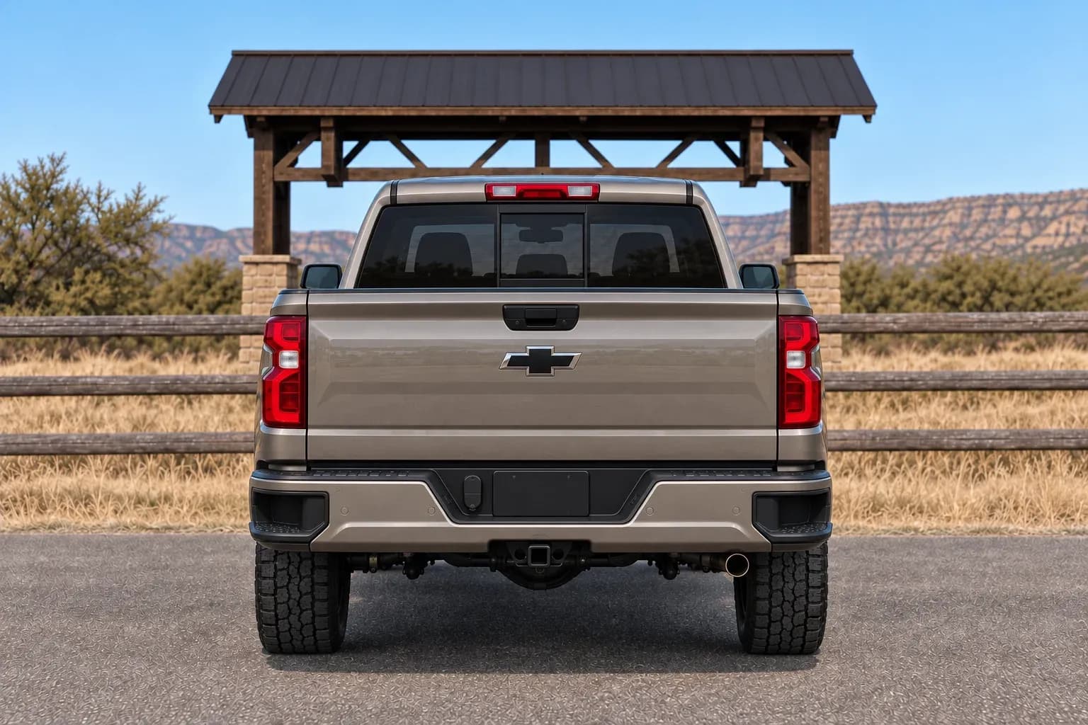 2021 Chevrolet Cheyenne with EW-O-BL-003 wheel, rear 0 view