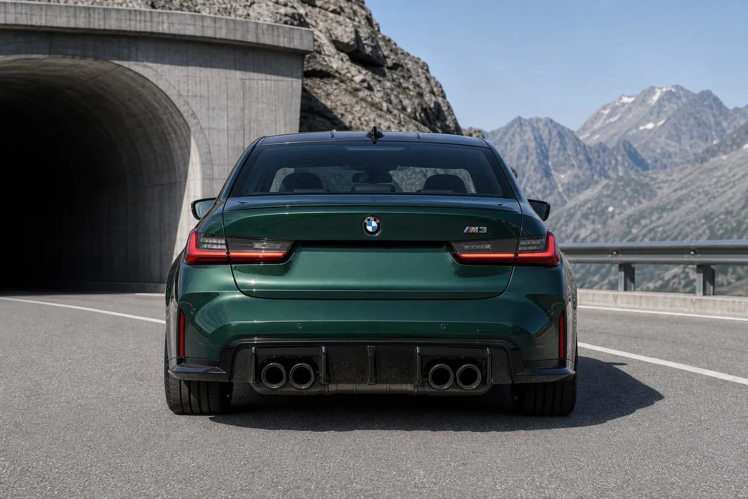 2025 BMW M3 with EW-O-BL-006 wheel, rear 0 view