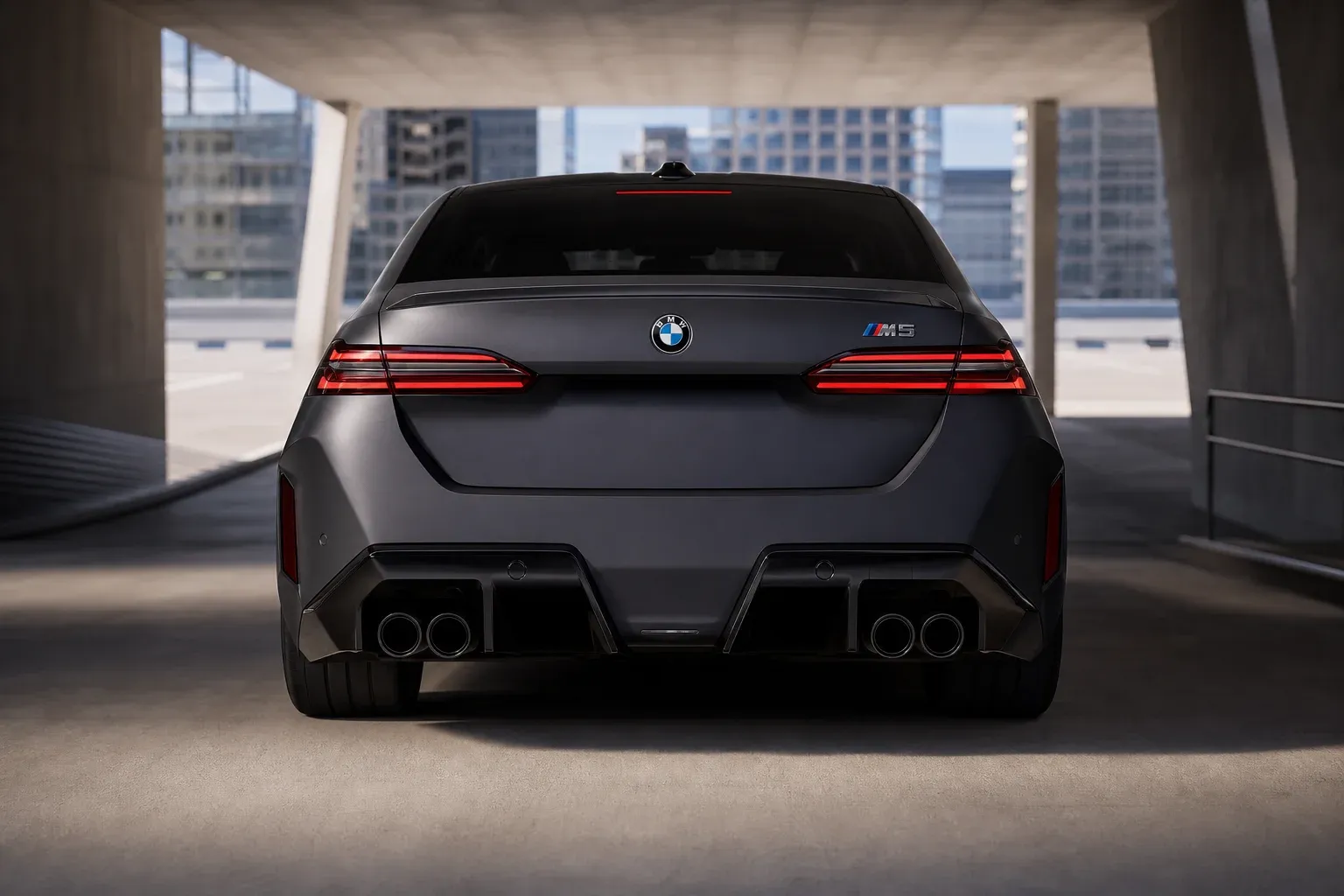 2025 BMW M5 with EW-P-CS-003 wheel, rear 0 view