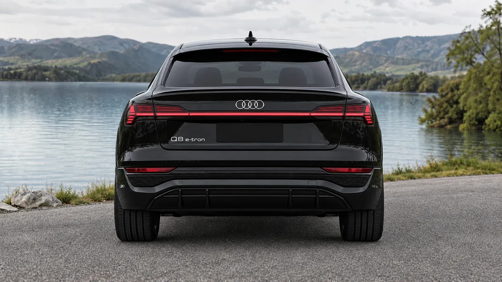 2024 Audi Q8 Sportback e-tron with EW-P-FF-004 wheel, rear 0 view