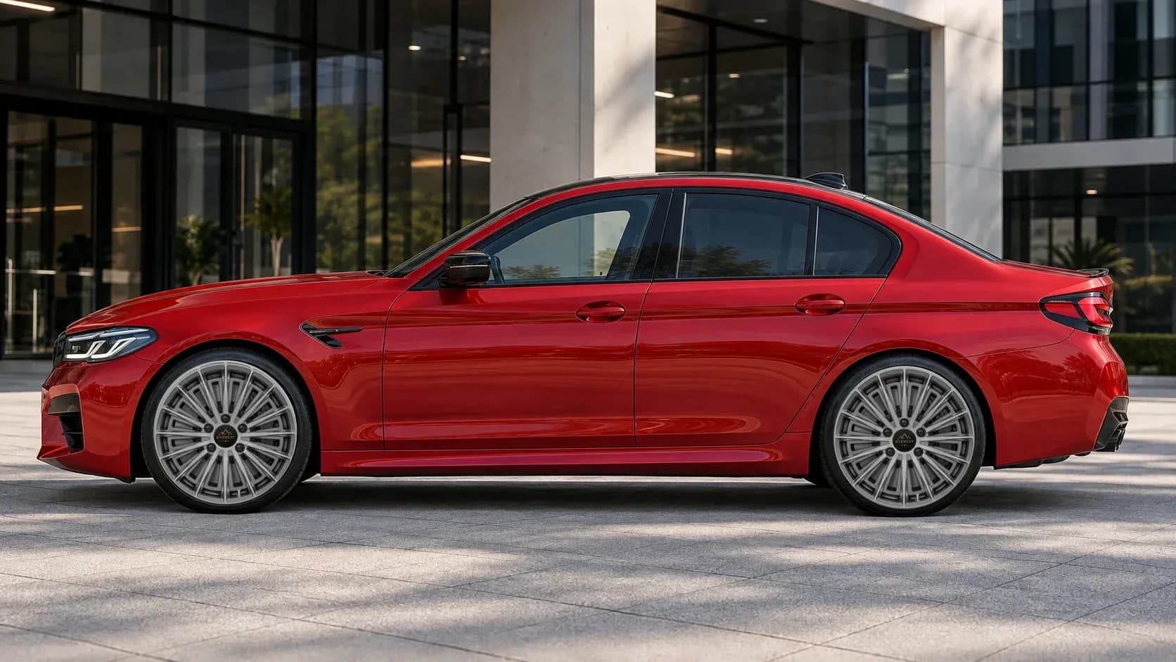2021 BMW M5 with EW-P-FF-013 wheel, side profile view