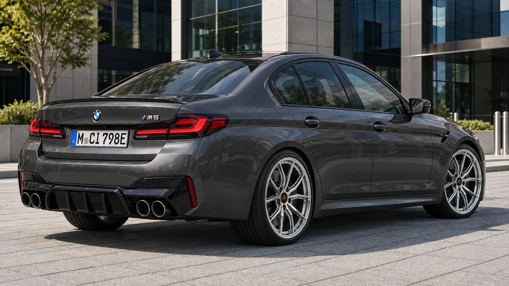 2021 BMW M5 with EW-P-FF-014 wheel, rear right 45 view