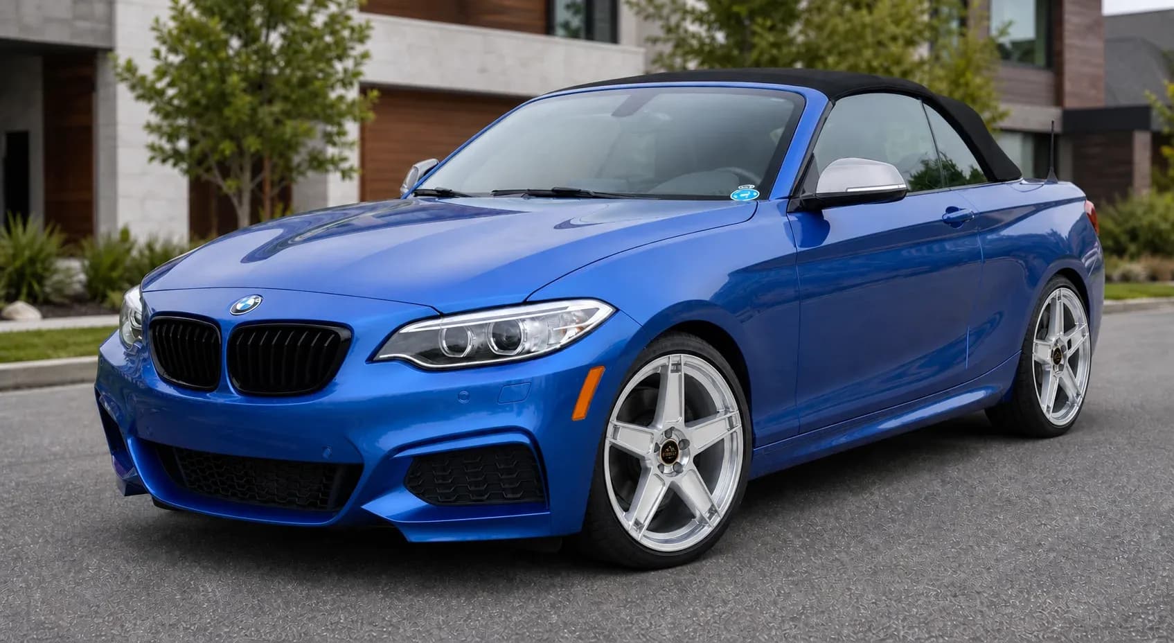 2015 BMW 2 Series with EW-P-MF-001 wheel, front right 45 view