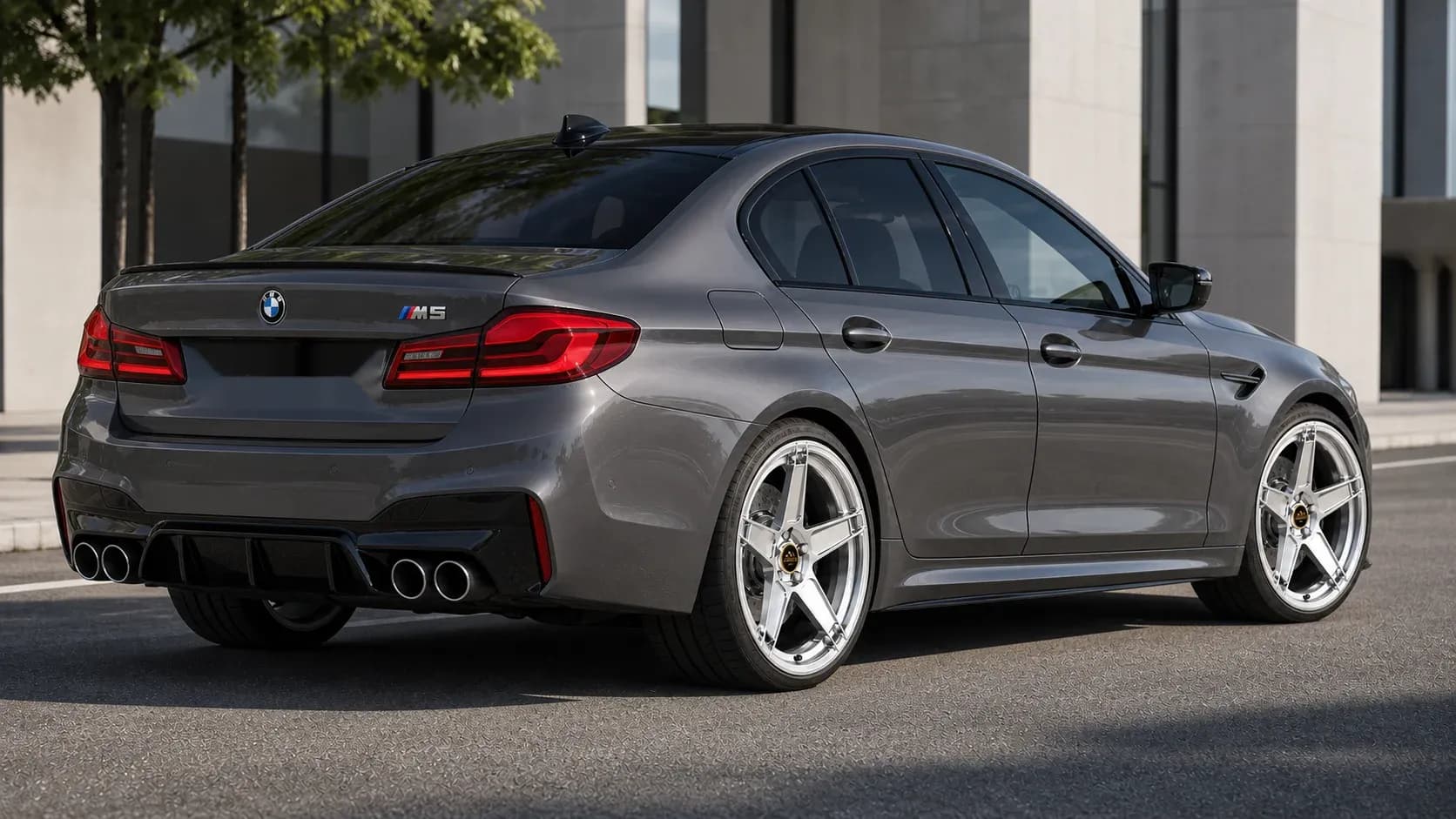 2018 BMW M5 with EW-P-MF-001 wheel, rear right 45 view