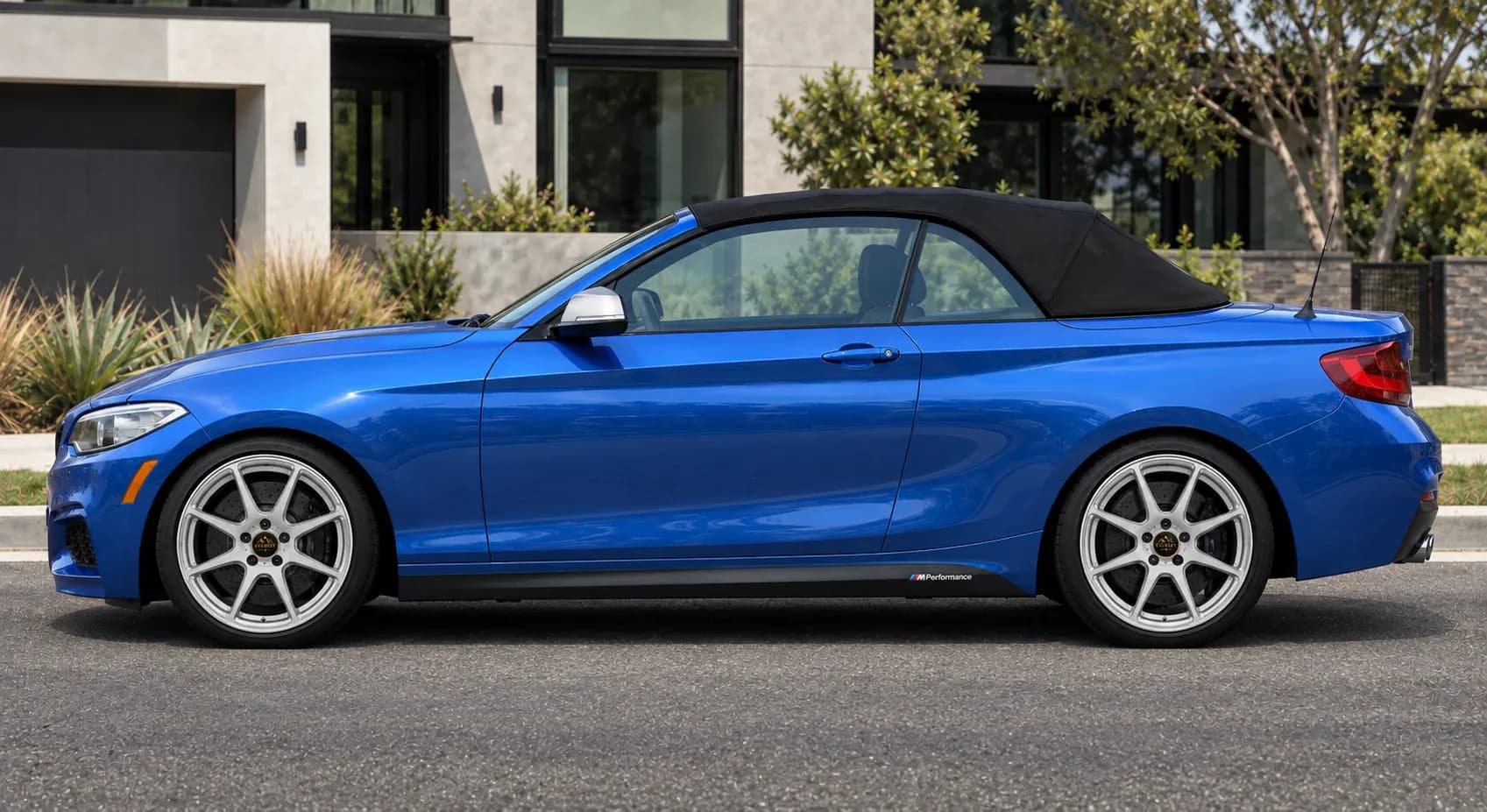 2015 BMW 2 Series with EW-P-MF-009 wheel, side profile view