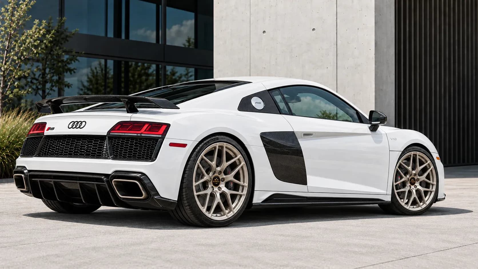 2020 Audi R8 with EW-P-MF-015 wheel, rear right 45 view