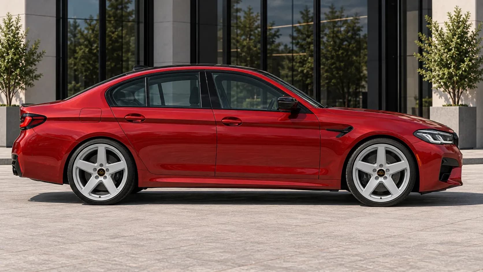 2021 BMW M5 with EW-P-MF-018 wheel, side profile view