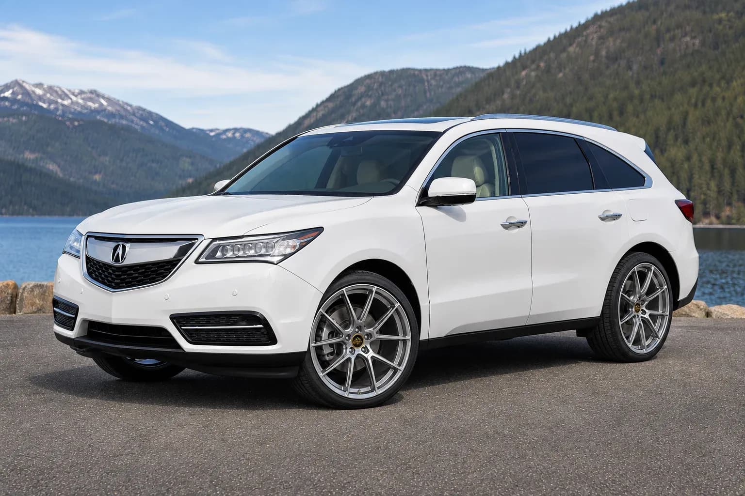 2014 Acura MDX with EW-P-MF-021 wheel, front right 45 view