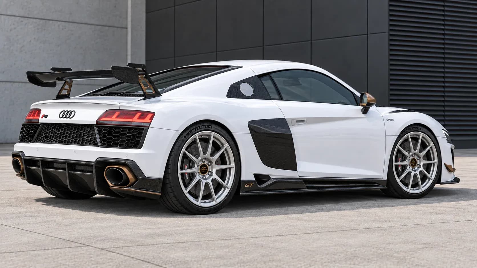 2023 Audi R8 with EW-P-MF-022 wheel, rear right 45 view