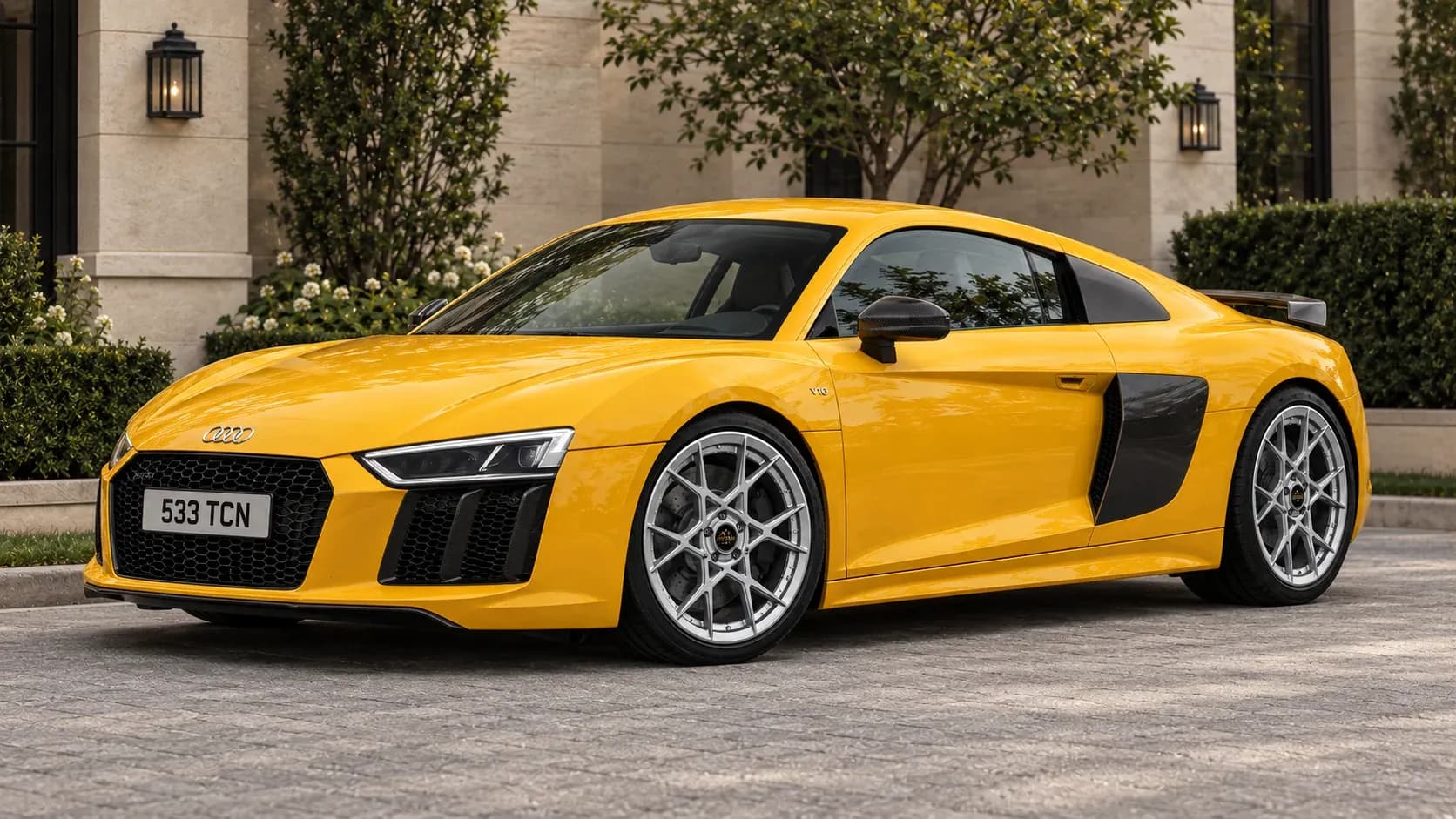 2017 Audi R8 with EW-P-MF-025 wheel, front right 45 view