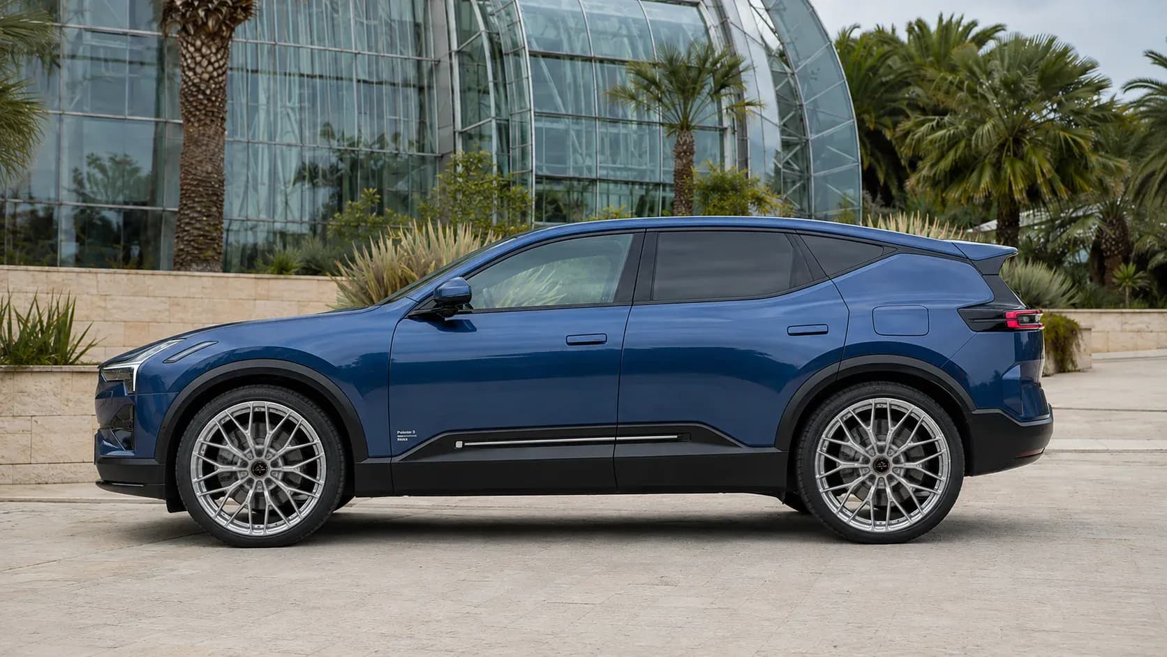 2025 Polestar Polestar 3 with EW-P-MF-032 wheel, side profile view