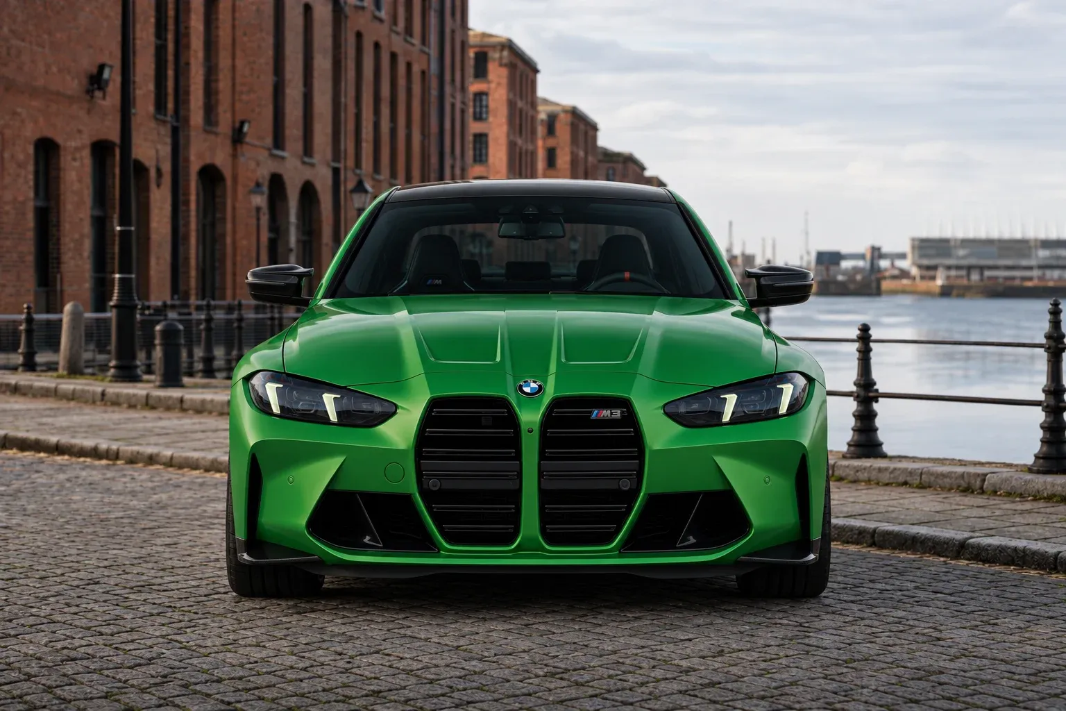 2025 BMW M3 with EW-P-MF-033 wheel, front 0 view