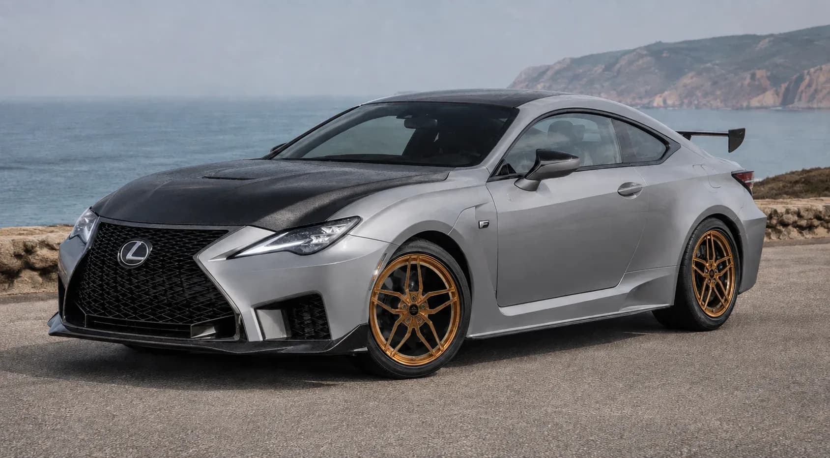 2020 Lexus RC F with EW-P-MF-035 wheel, front right 45 view