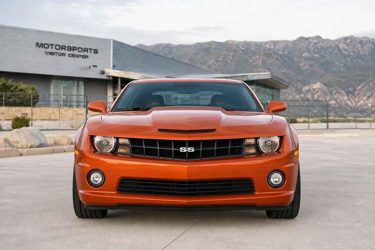 2010 Chevrolet Camaro with EW-P-MF-043 wheel, front 0 view