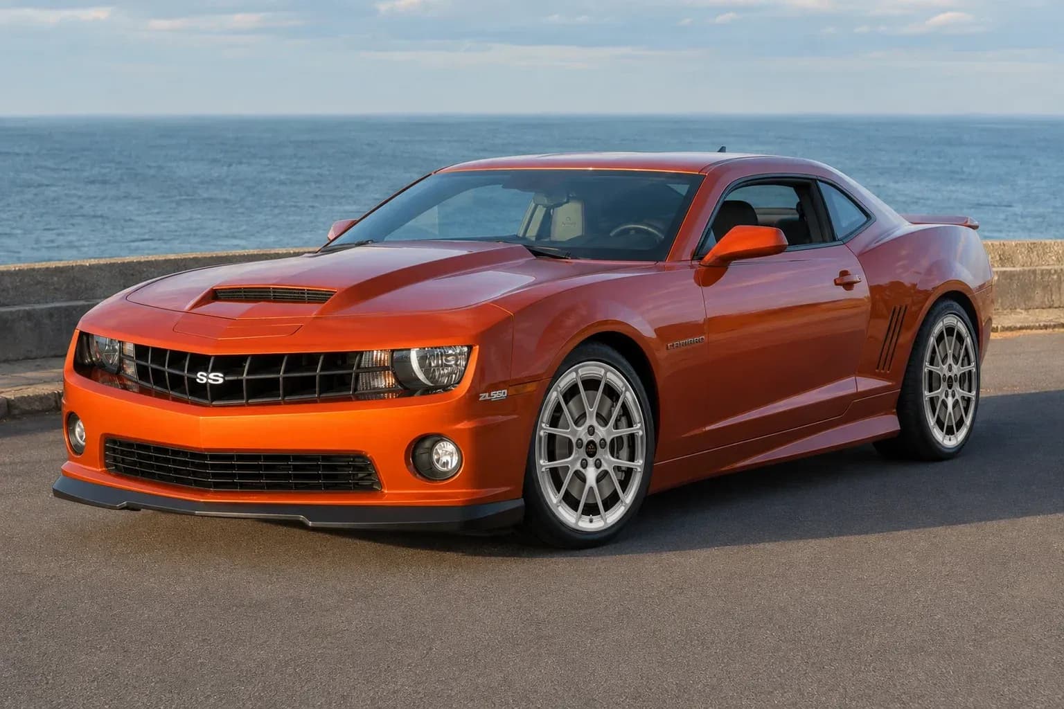 2010 Chevrolet Camaro with EW-P-MF-049 wheel, front right 45 view