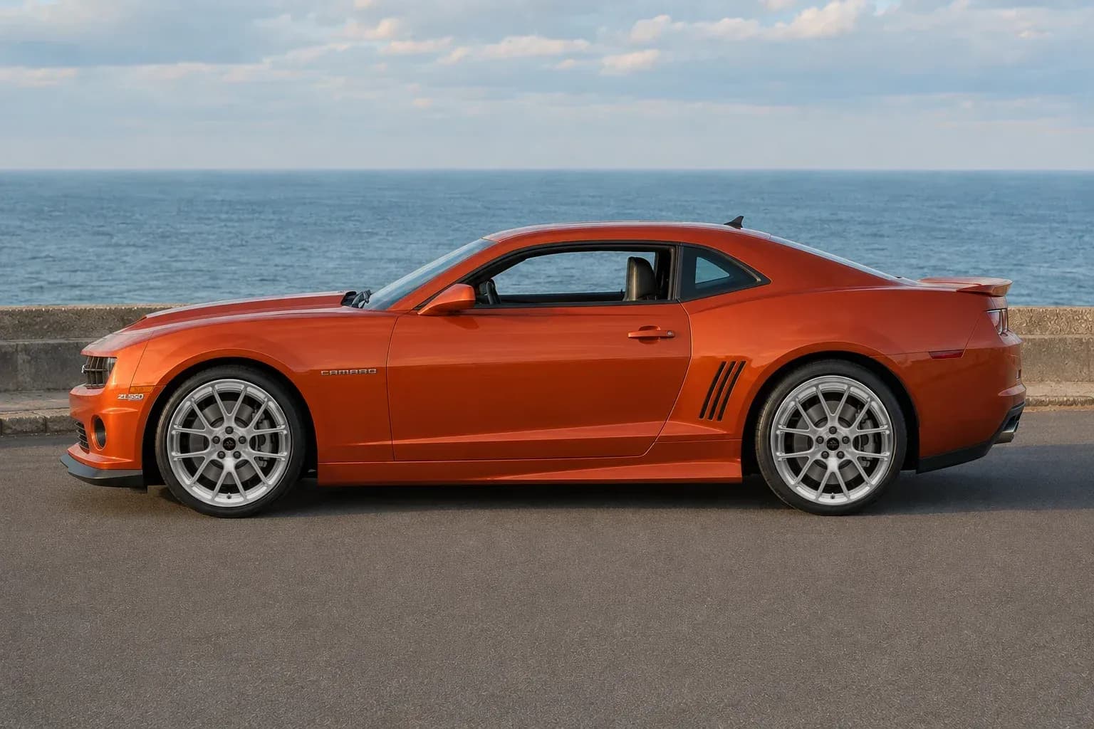 2010 Chevrolet Camaro with EW-P-MF-049 wheel, side profile view
