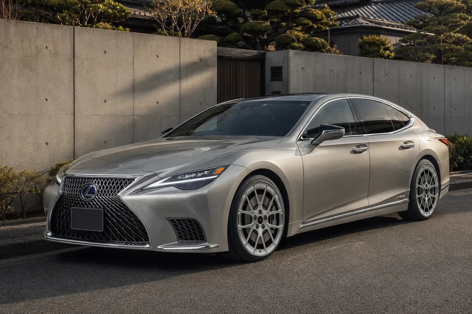 2021 Lexus LS with EW-P-MF-049 wheel, front right 45 view
