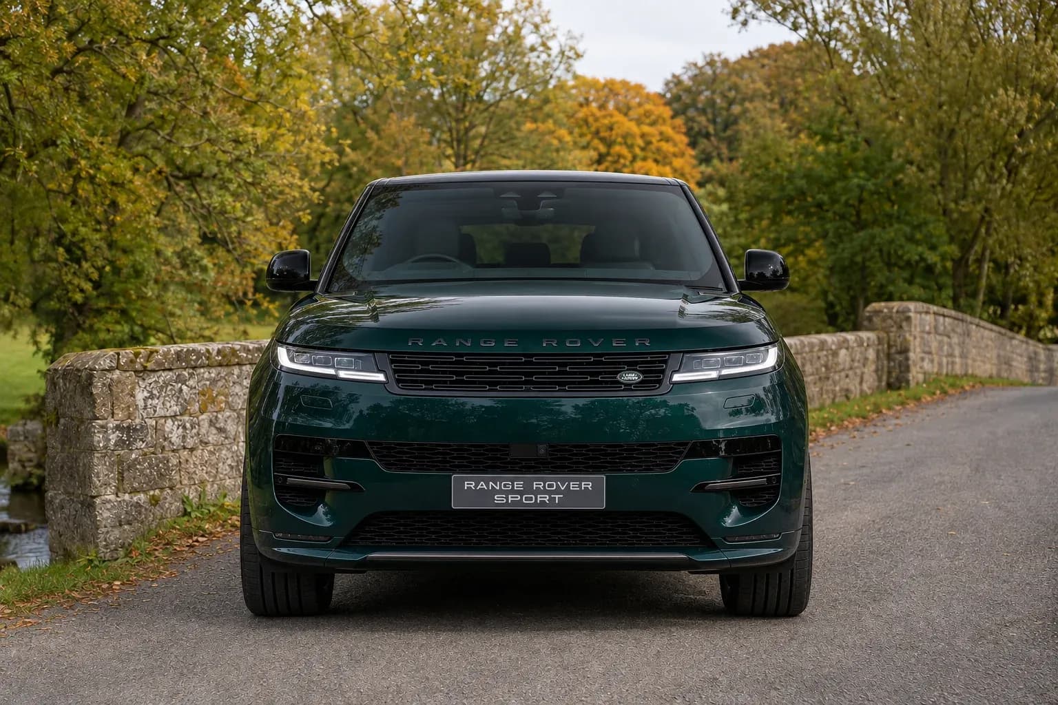 2023 Land Rover Range Rover Sport with EW-P-MF-050 wheel, front 0 view
