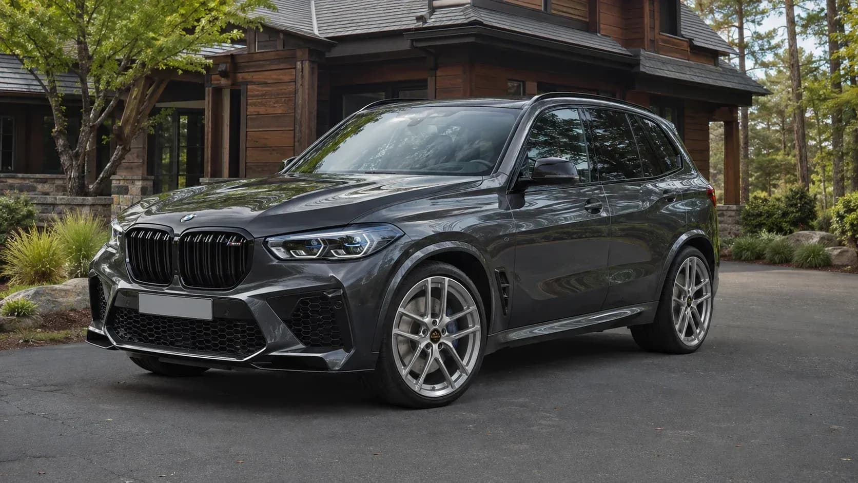 2020 BMW X5 M with EW-P-MF-053 wheel, front right 45 view
