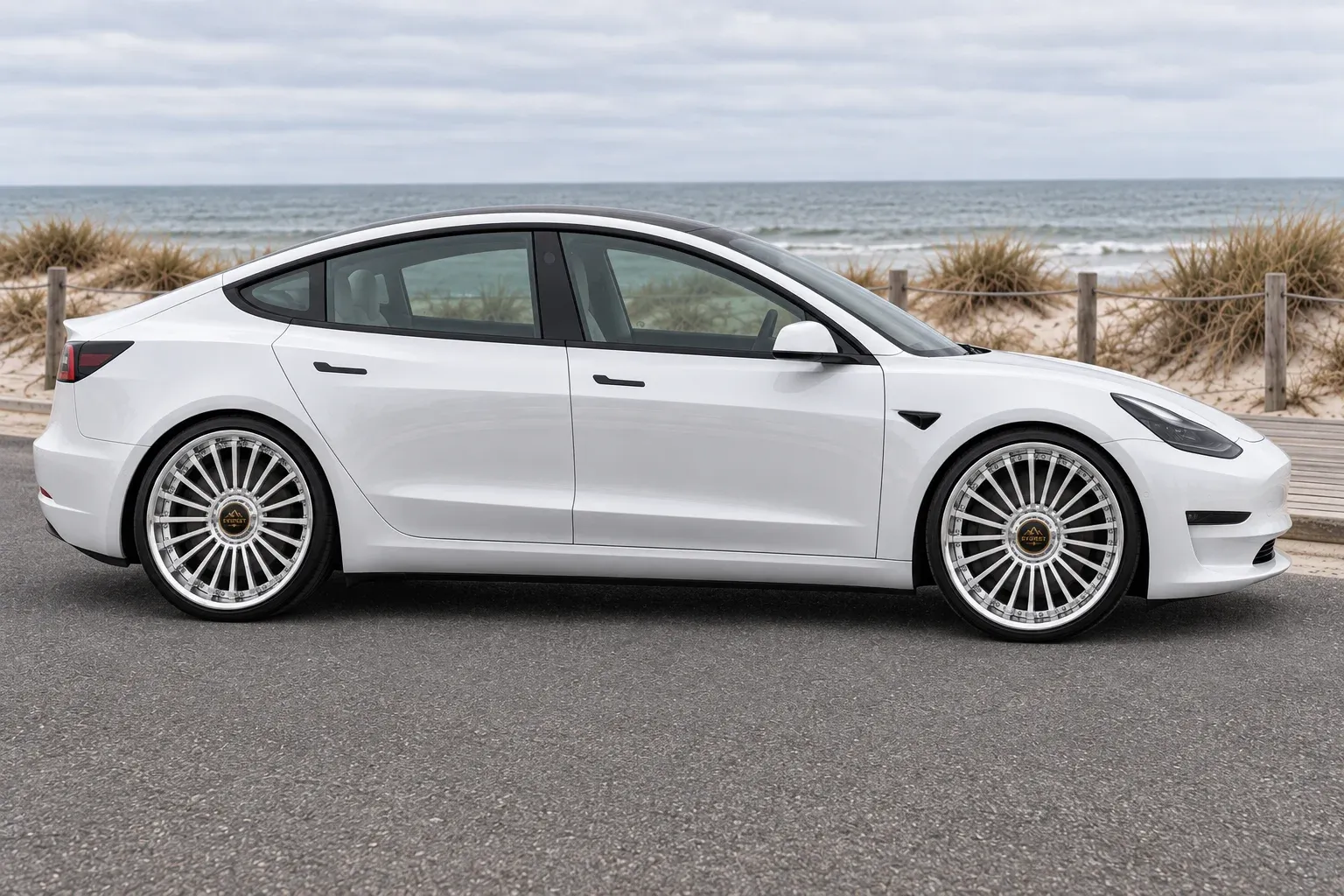 2023 Tesla Model 3 with EW-P-MP-009 wheel, side profile view