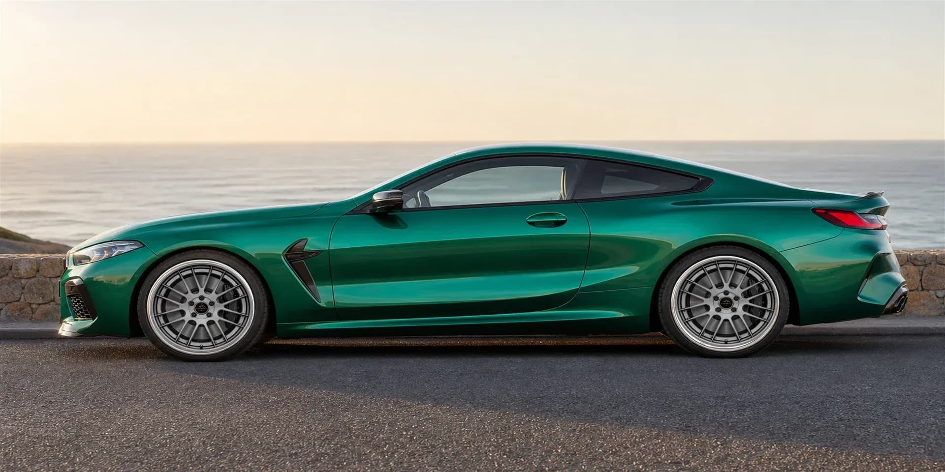 2020 BMW M8 with EW-P-MP-020 wheel, side profile view