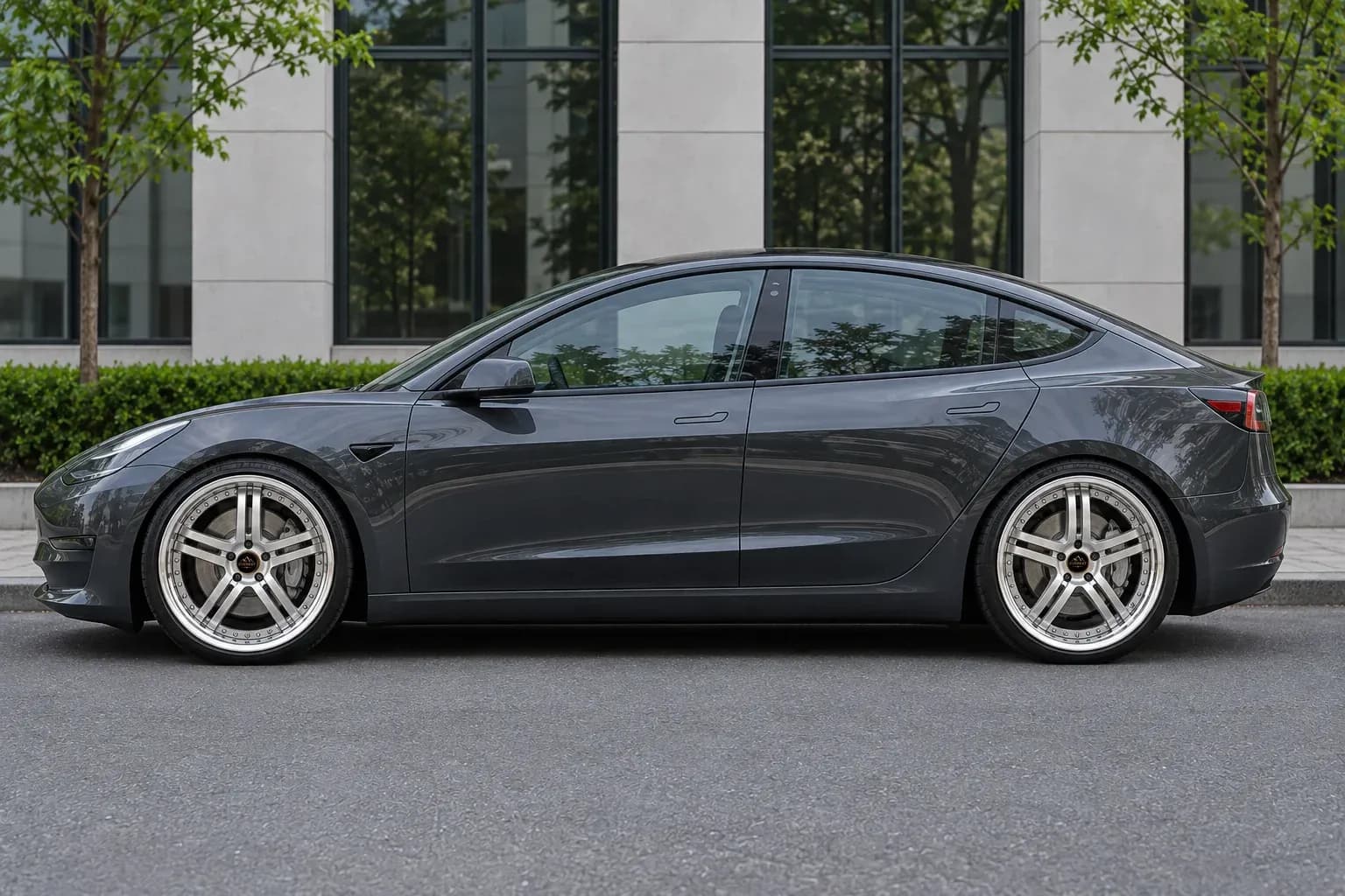 2023 Tesla Model 3 with EW-P-MP-030 wheel, side profile view