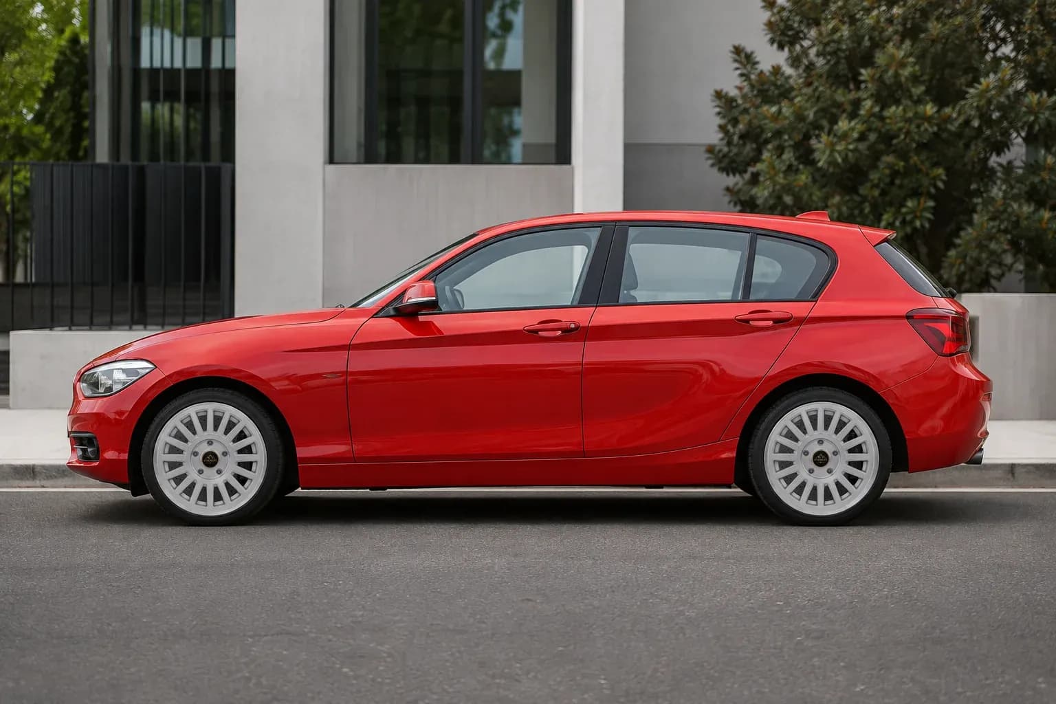 2012 BMW 1 Series with EW-S-CS-003 wheel, side profile view