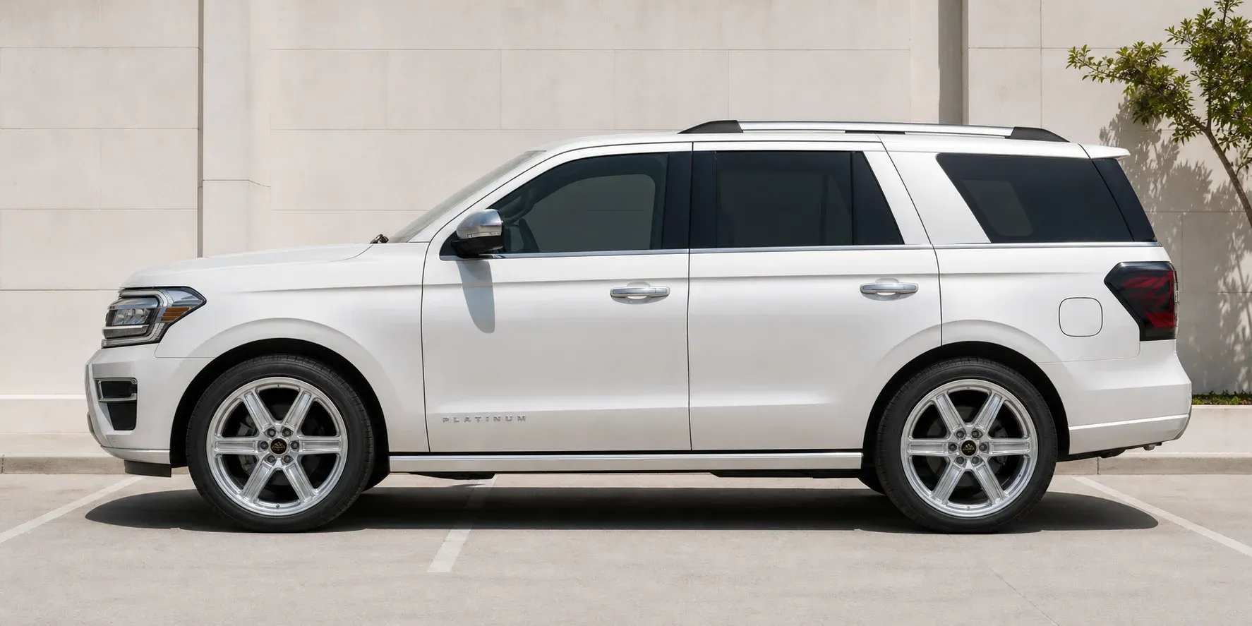 2022 Ford Expedition with EW-S-MF-002 wheel, side profile view