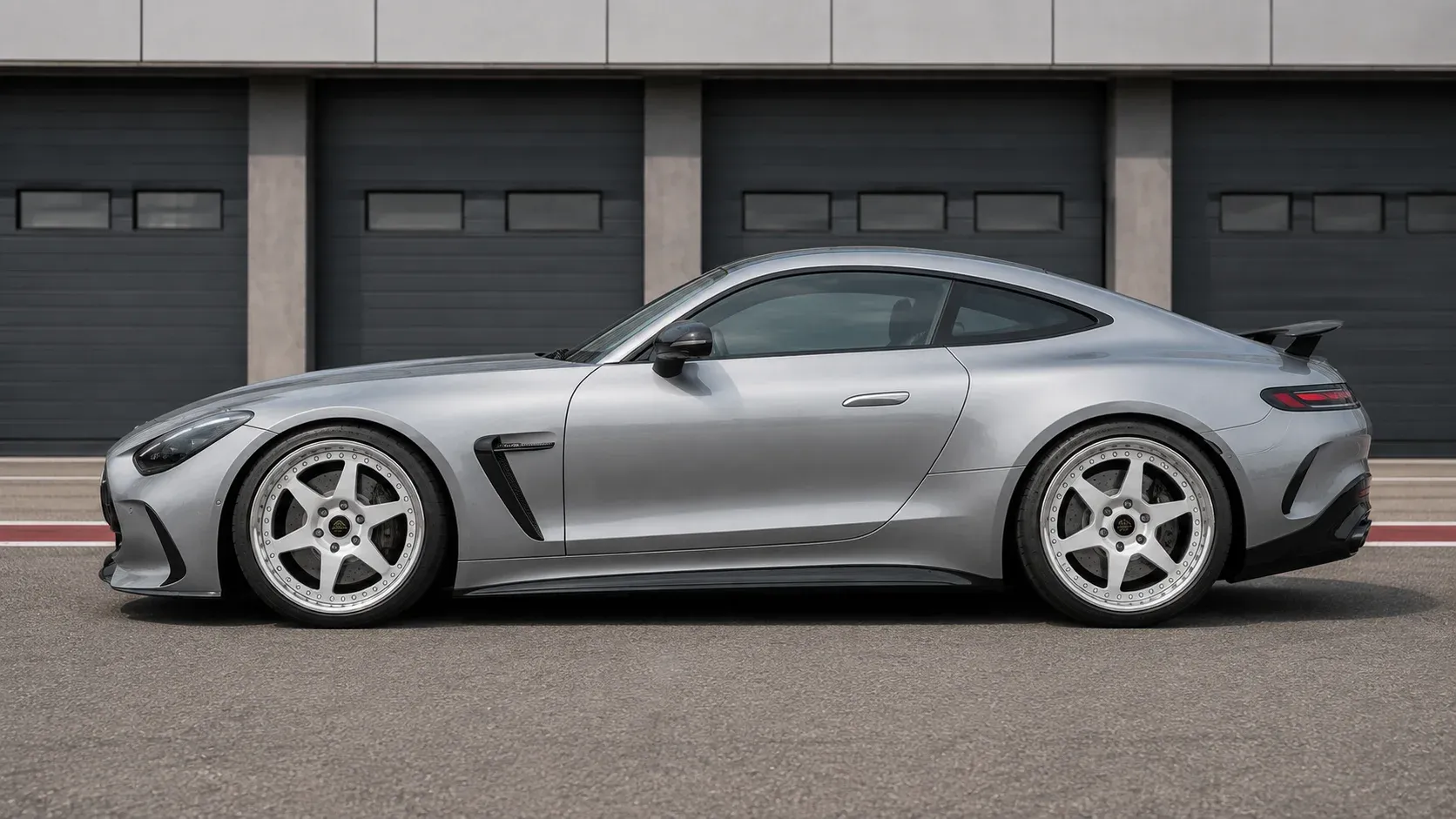 2020 Mercedes-Benz AMG GT with EW-S-MP-003 wheel, side profile view