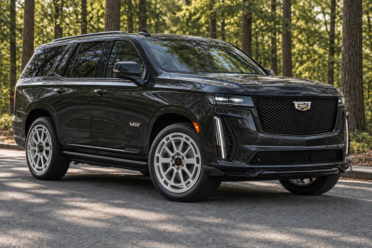 2023 Cadillac Escalade with EW-S-MP-004 wheel, front right 45 view