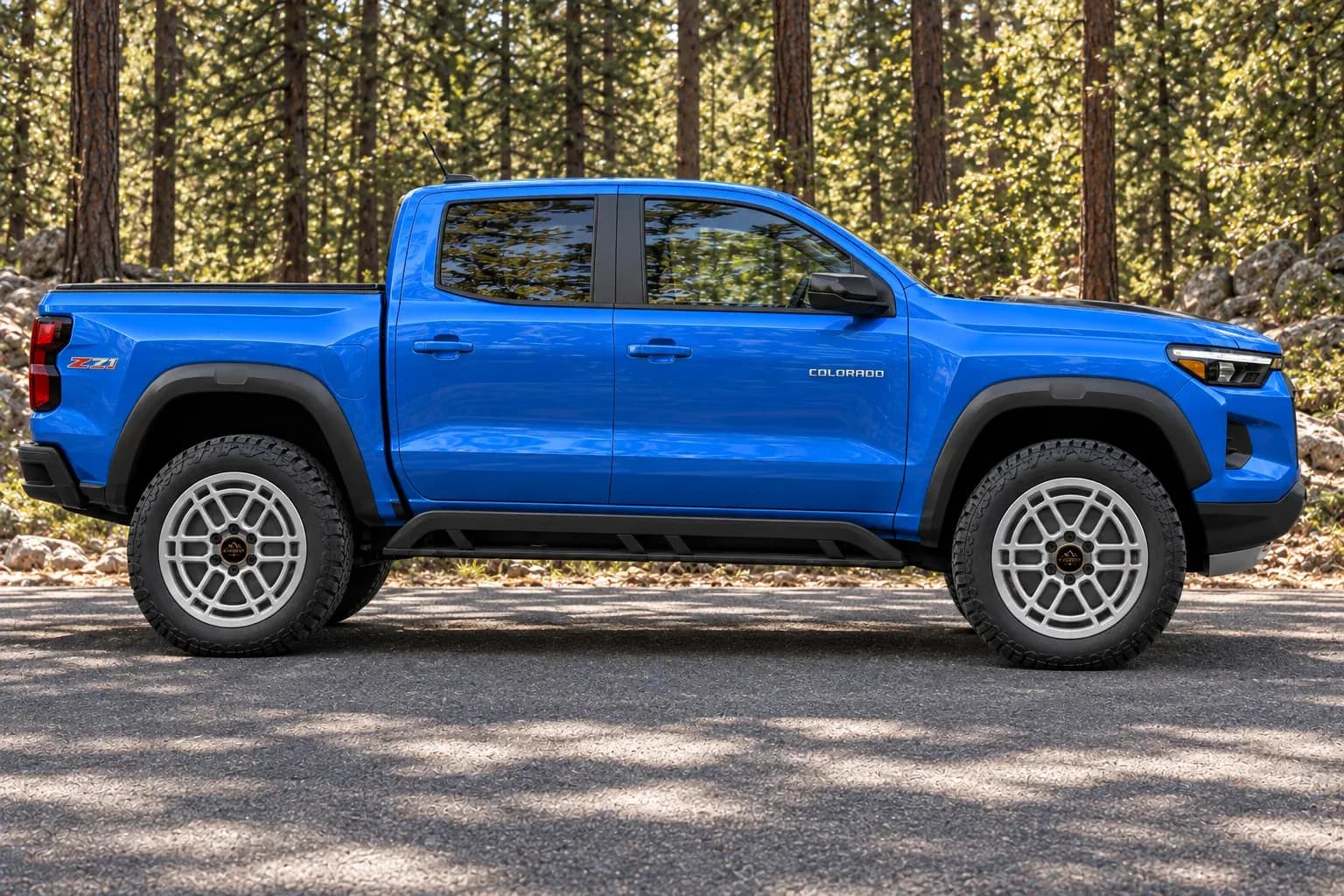 2025 Chevrolet Colorado with EW-S-MP-004 wheel, side profile view