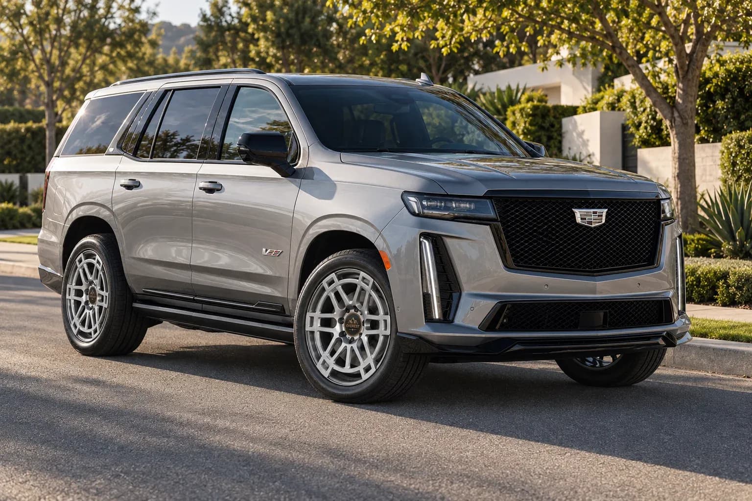 2023 Cadillac Escalade with EW-S-MP-005 wheel, front right 45 view