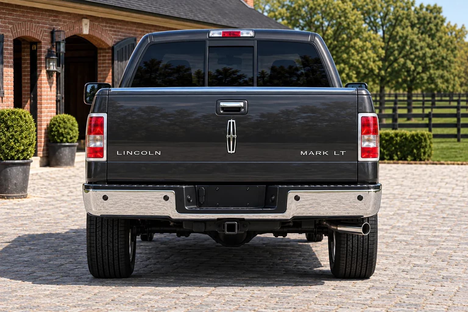 2008 Lincoln Mark LT with EW-S-MP-007 wheel, rear 0 view